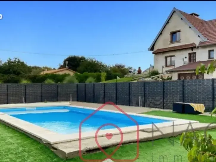 Photo Maison à Bantanges au prix de 249 000€