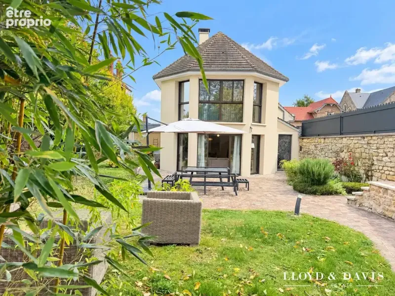 Photo Maison à Compiegne au prix de 995 000€