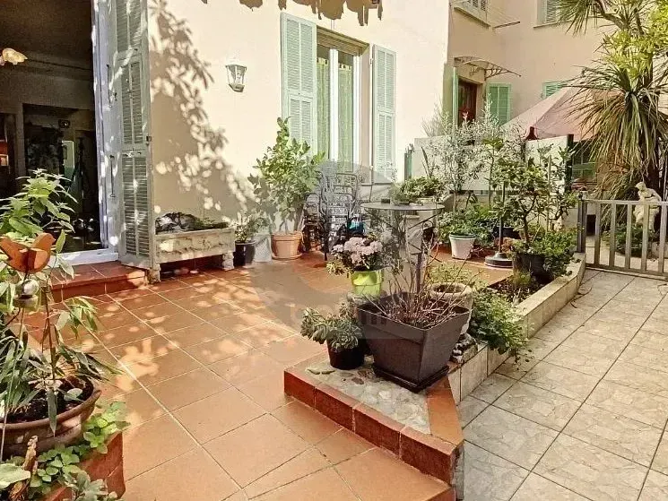 Photo Appartement à Menton au prix de 320 000€