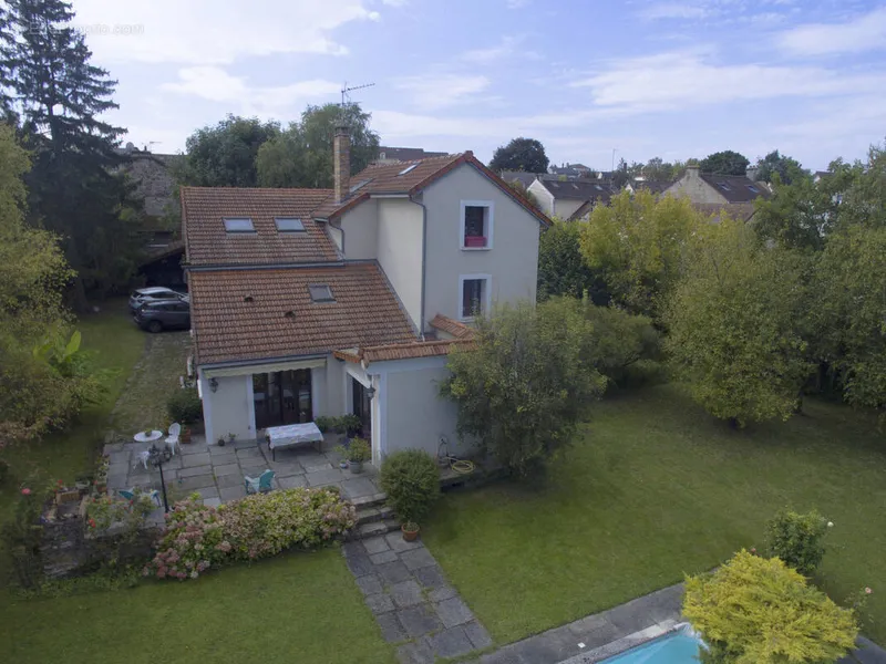 Photo Maison à Grigny au prix de 650 000€