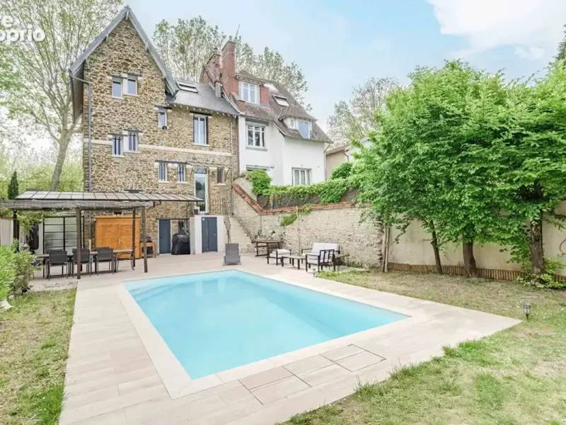 Photo Maison à Saint-Maur-Des-Fosses au prix de 1 395 000€