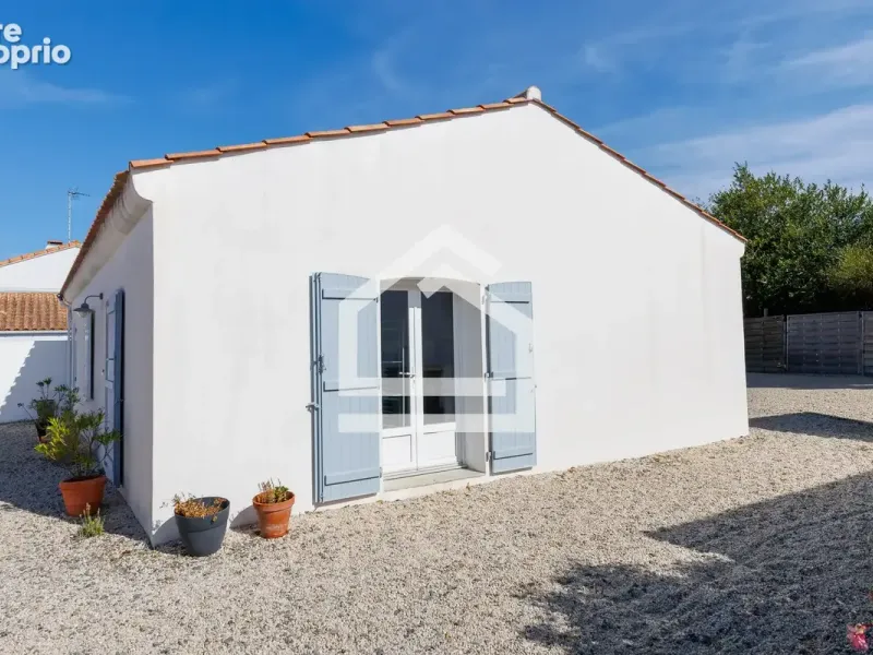 Photo Maison à Prefailles au prix de 374 400€