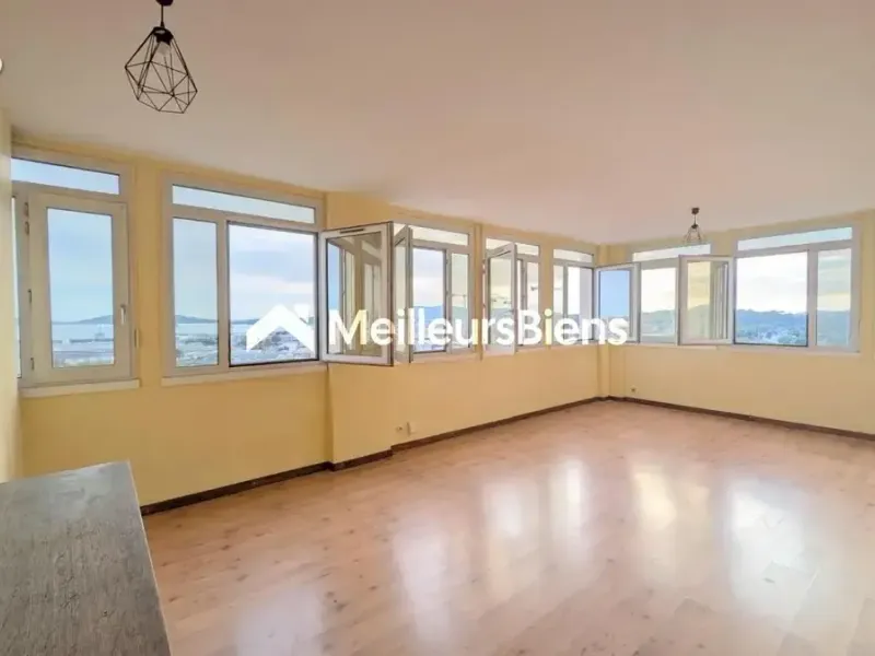 Photo Appartement à Toulon au prix de 179 000€