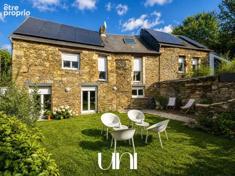 Photo Maison à Trois-Monts au prix de 395 000€