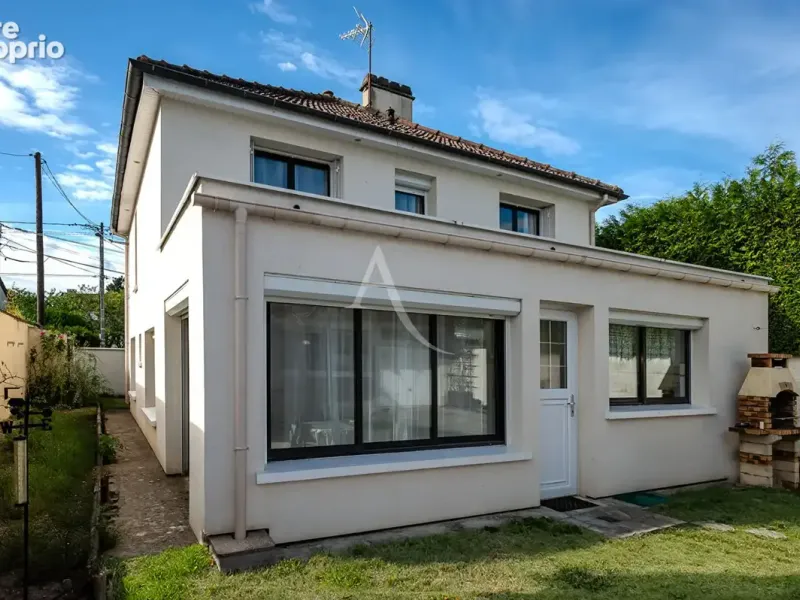Photo Maison à Villeneuve-Saint-Denis au prix de 363 975€