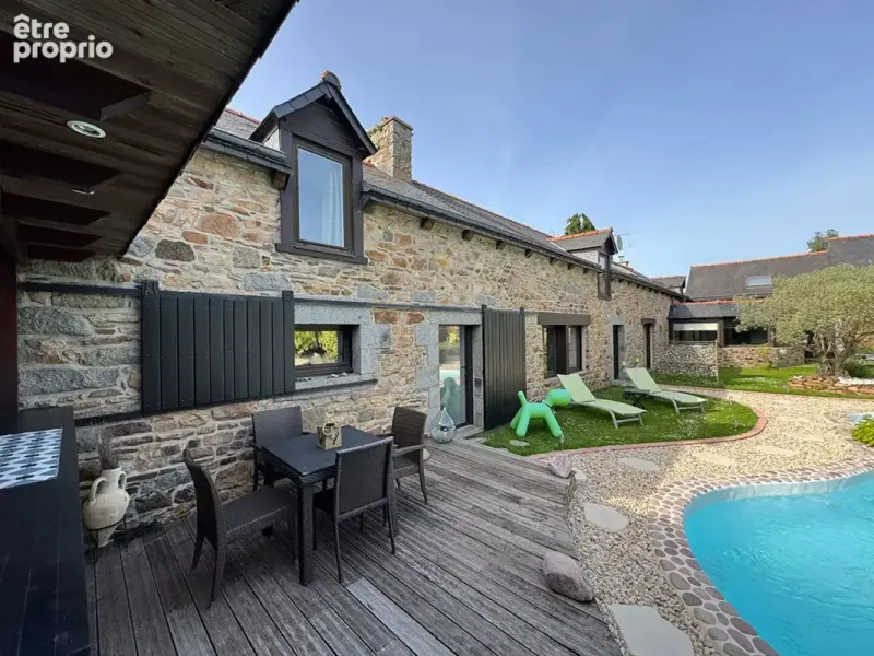 Photo Maison à Saint-Brieuc au prix de 800 000€