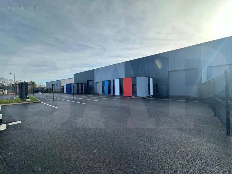 Photo Autres à Liffre au prix de 417 300€