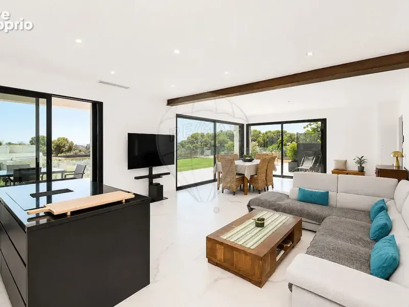 Photo Appartement à Villeneuve-Loubet au prix de 1 160 500€