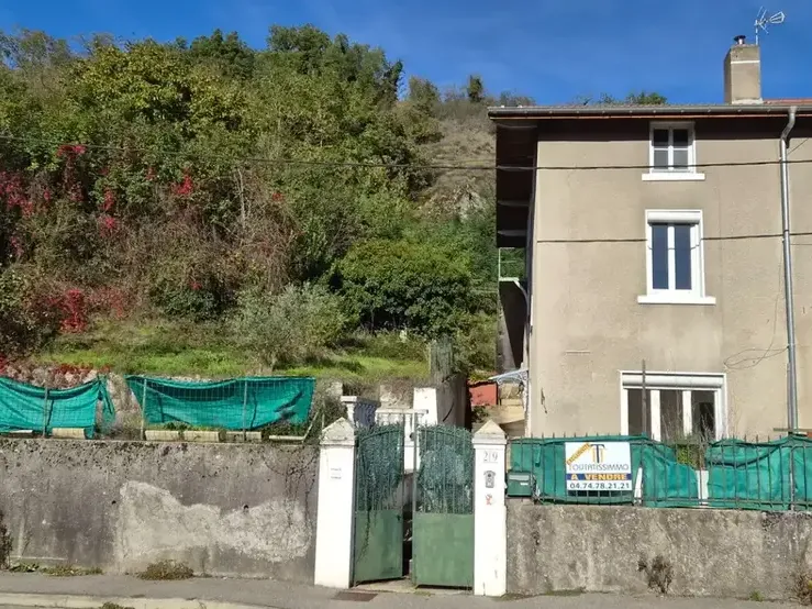 Photo Appartement à Pont-Eveque au prix de 195 000€