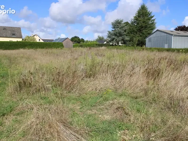 Photo Terrain à Bais au prix de 98 120€