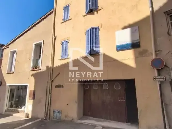 Photo Maison à Tourrettes au prix de 160 000€