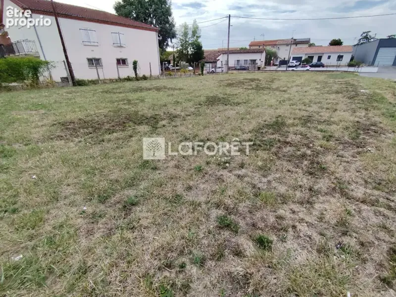 Photo Terrain à Gaillac au prix de 50 000€