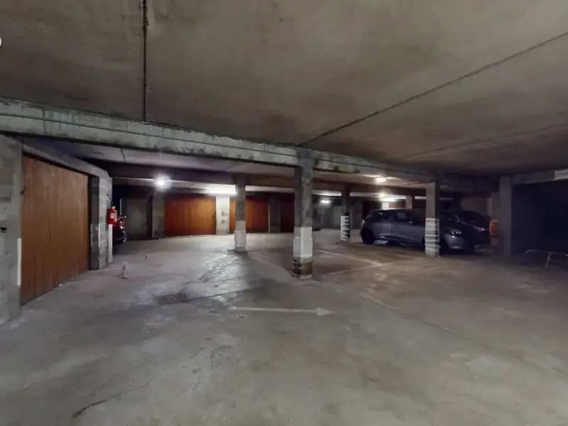 Photo Parking à Biarritz au prix de 89 000€