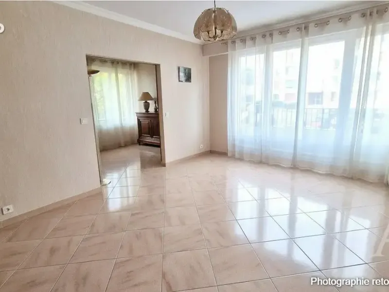 Photo Appartement à Mantes-La-Jolie au prix de 165 000€