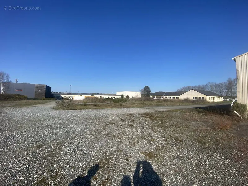 Photo Autres à La Selle-En-Luitre au prix de 159 000€