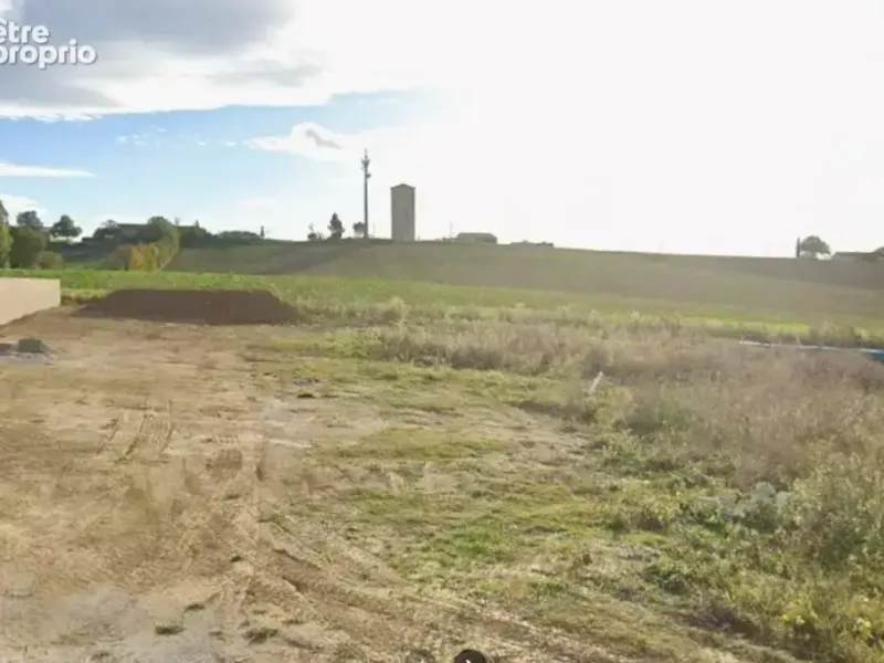 Photo Terrain à Prunet au prix de 98 000€