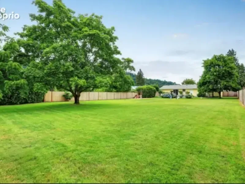 Photo Terrain à Livry-Gargan au prix de 242 000€