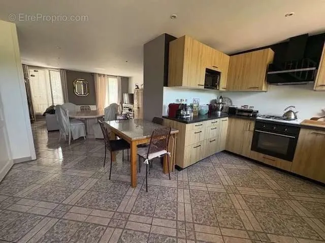 Photo Appartement à Rozay-En-Brie au prix de 340 000€
