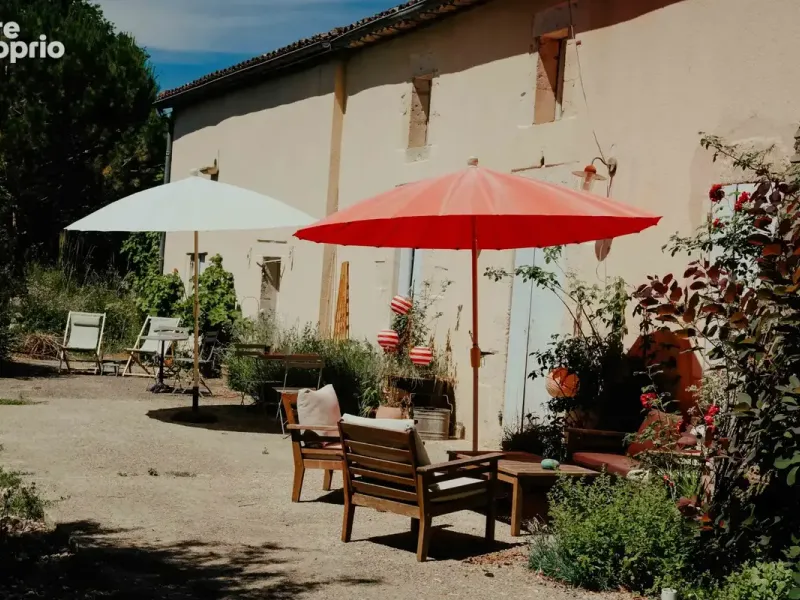 Photo Maison à Creon au prix de 650 000€