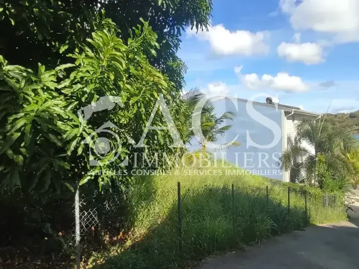Photo Terrain à Les Trois-Ilets au prix de 450 000€