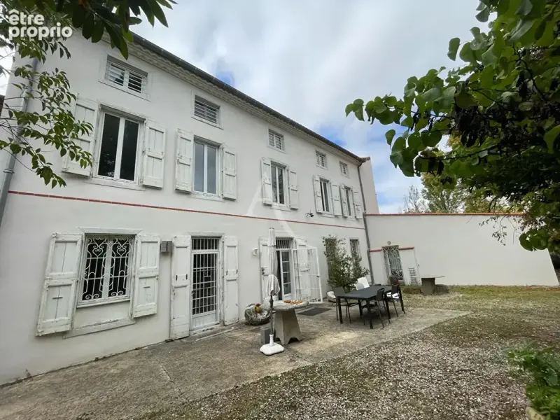 Photo Maison à Saint-Felix-Lauragais au prix de 1 160 000€