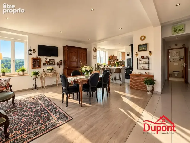 Photo Maison à Montherme au prix de 214 000€