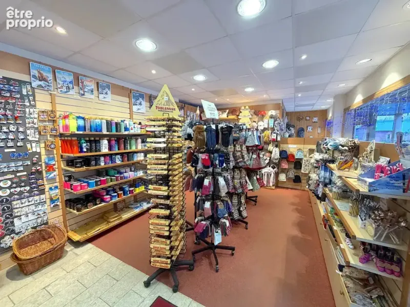 Photo Commerce à Lanslevillard au prix de 45 000€