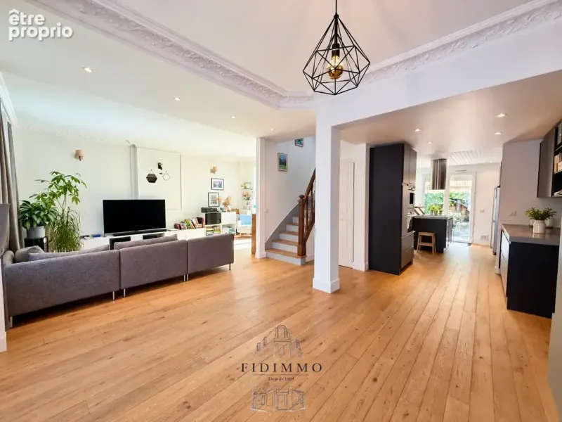 Photo Maison à Chennevieres-Sur-Marne au prix de 730 000€