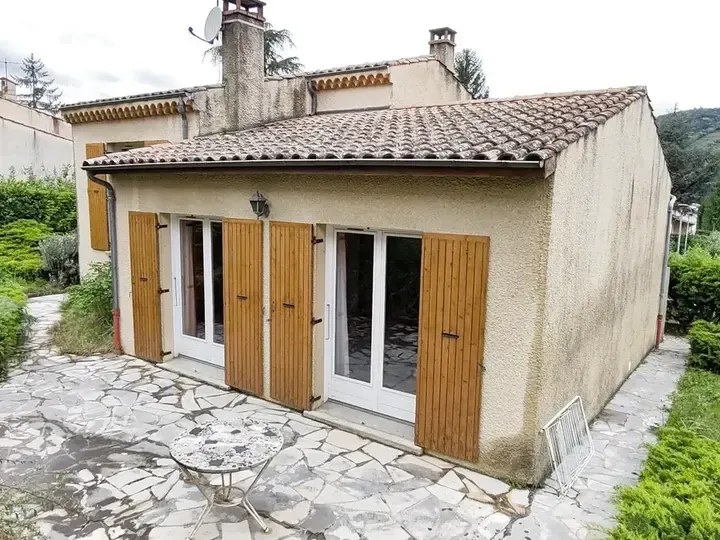 Photo Maison à Tournon-Sur-Rhone au prix de 235 000€