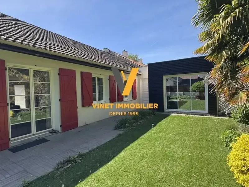 Photo Maison à Saint-Sebastien-Sur-Loire au prix de 392 000€
