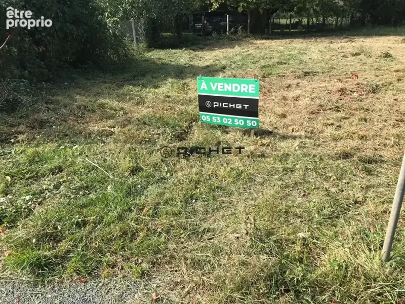Photo Terrain à Ussac au prix de 49 900€