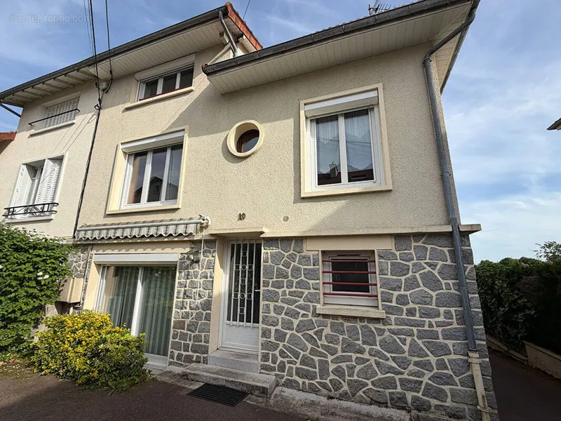 Photo Maison à Limoges au prix de 226 500€