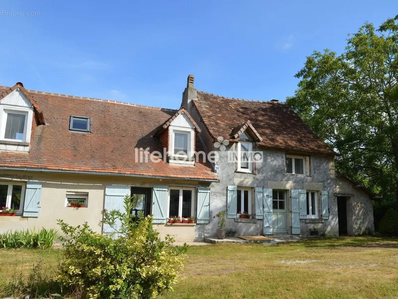 Photo Maison à Buzancais au prix de 350 000€
