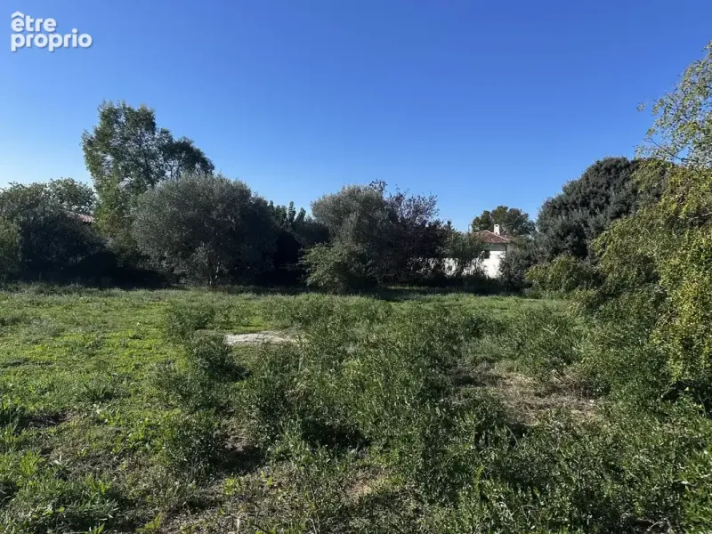 Photo Terrain à Istres au prix de 310 000€