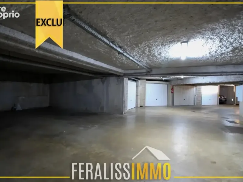 Photo Parking à Courdimanche au prix de 19 000€