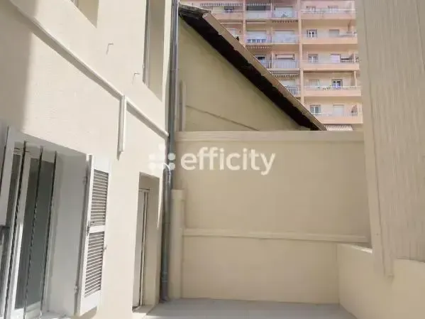 Photo Appartement à Marseille-7e au prix de 188 000€