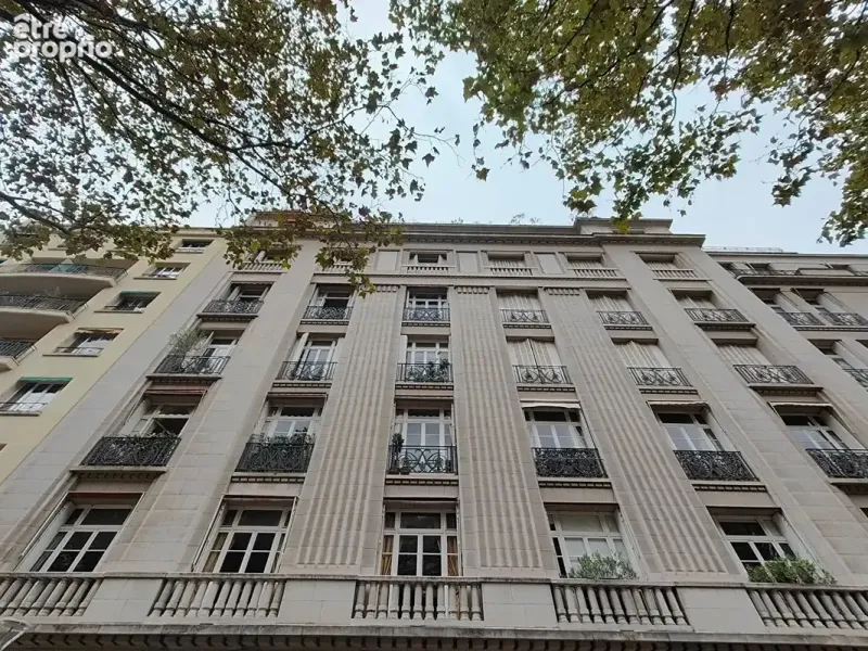 Photo Appartement à Paris-7e au prix de 2 990 000€