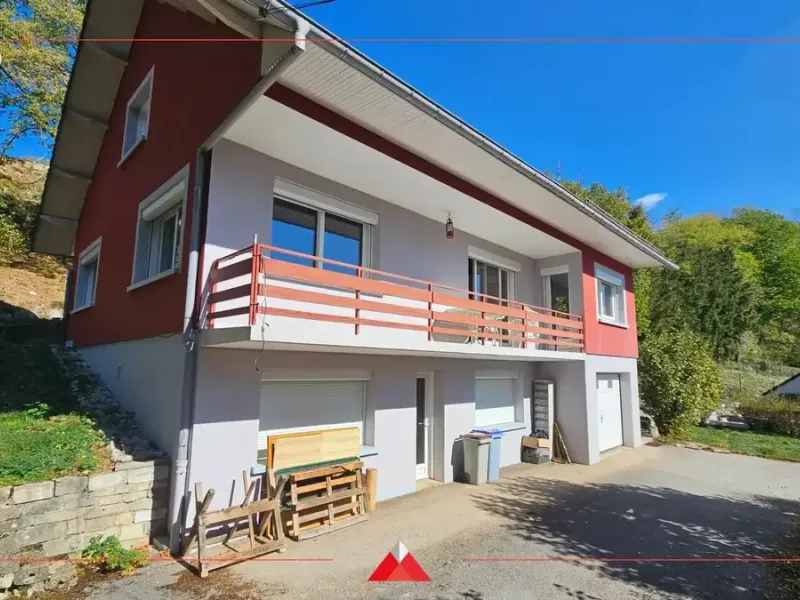 Photo Maison à Champagnole au prix de 259 000€