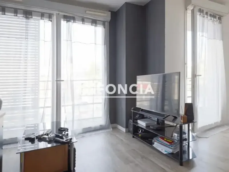 Photo Appartement à Corbeil-Essonnes au prix de 89 000€