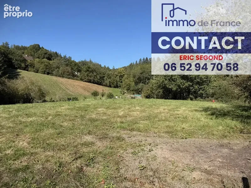 Photo Terrain à Saint-Parthem au prix de 18 000€