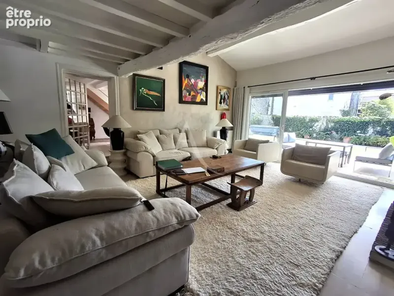 Photo Maison à Perignac au prix de 299 000€