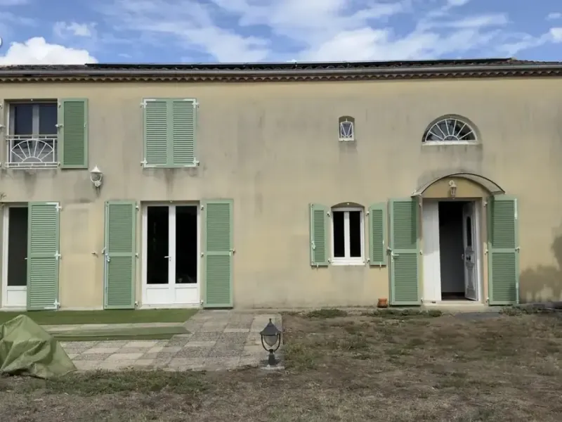 Photo Maison à Saint-Aubin-De-Blaye au prix de 161 781€