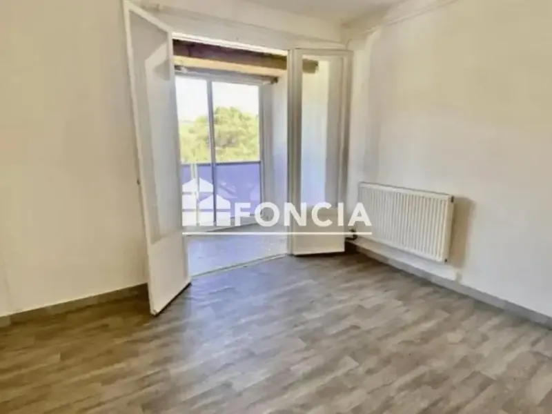 Photo Appartement à Hyeres au prix de 76 000€