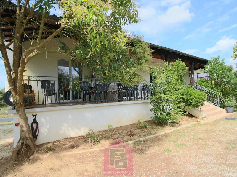 Photo Maison à Puy-L'eveque au prix de 248 000€