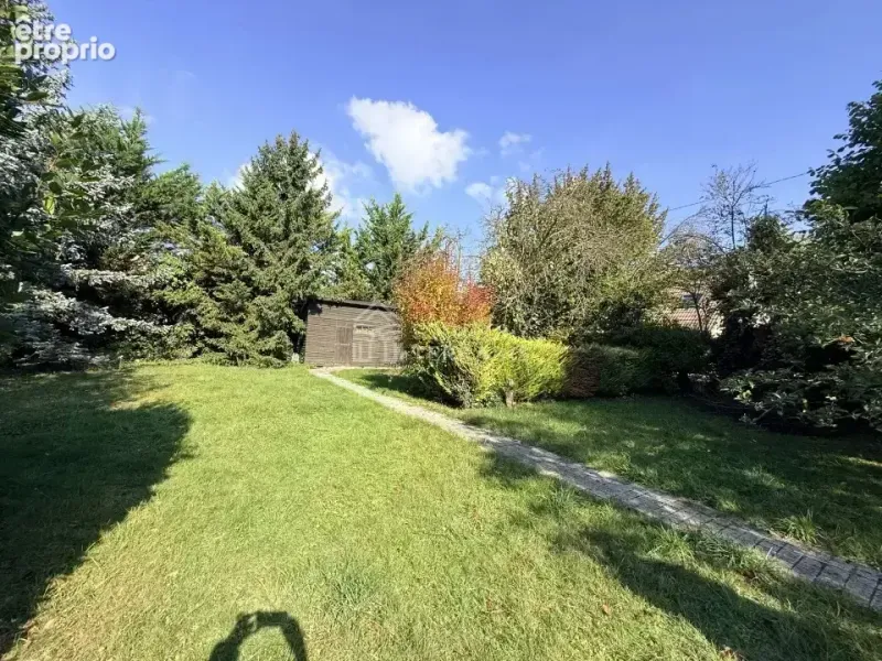 Photo Terrain à Saint-Leu-La-Foret au prix de 219 000€