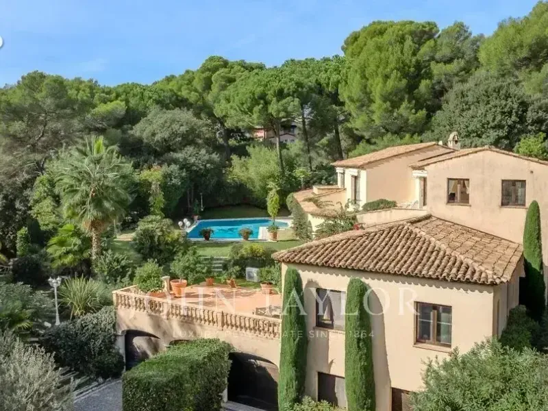 Photo Maison à Mougins au prix de 3 600 000€