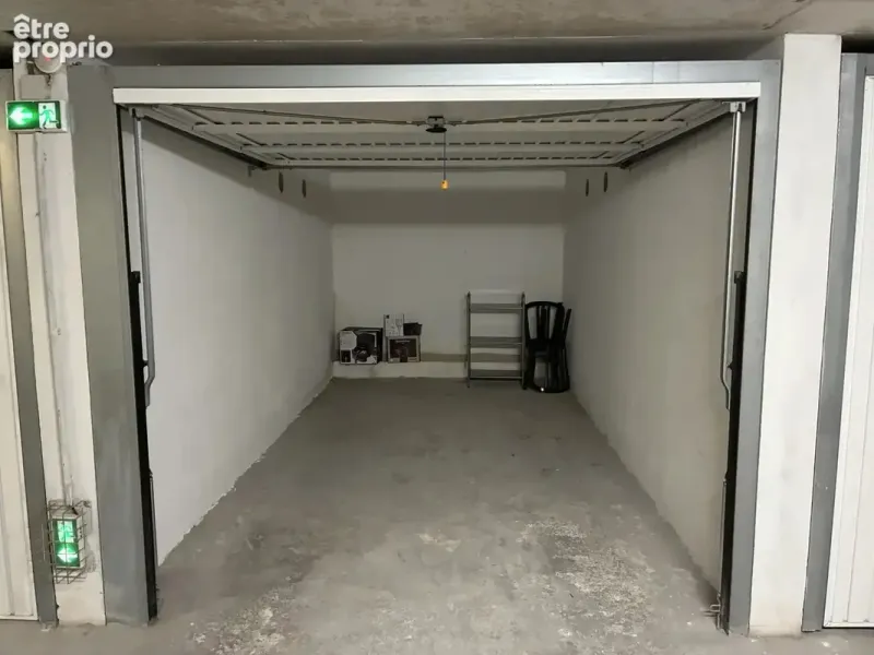 Photo Parking à Menton au prix de 38 000€