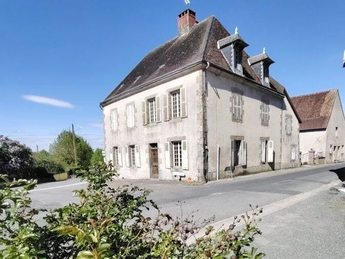 Photo Maison à Chatelus-Malvaleix au prix de 67 000€