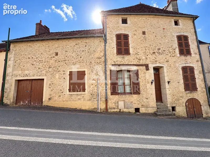 Photo Maison à Saint-Martin-Du-Vieux-Belleme au prix de 29 900€
