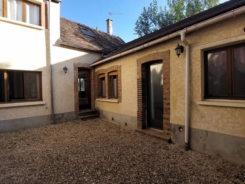 Photo Maison à Pont-Sur-Yonne au prix de 102 500€